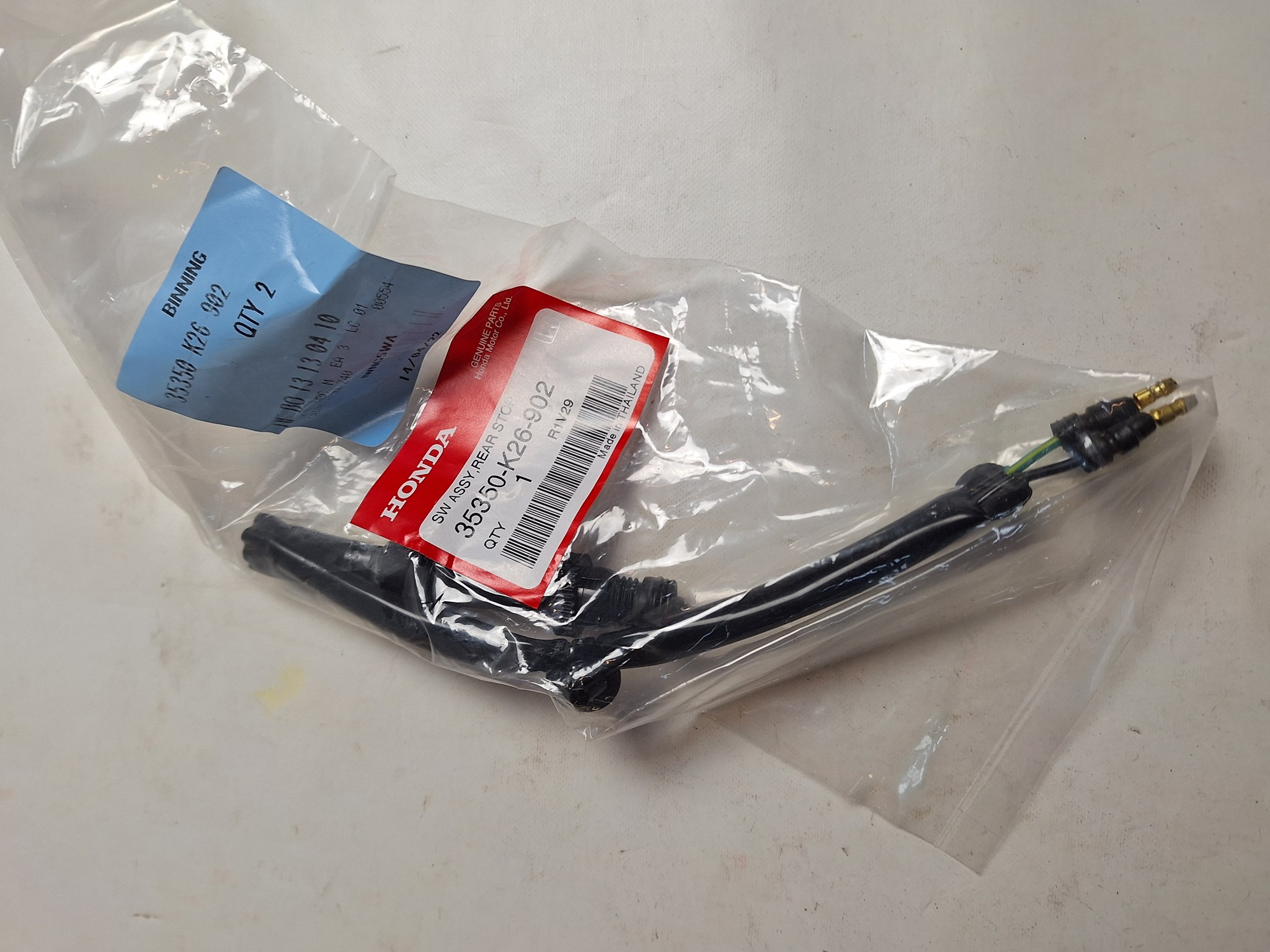 Picture of SW ASSY,REAR STOP  35350-K26-902  